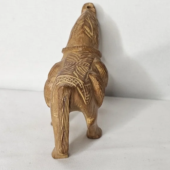 Wooden Horse Statue Hand Carved Showpiece Small Animal Sculptures for Home Decor - Picture 4 of 8